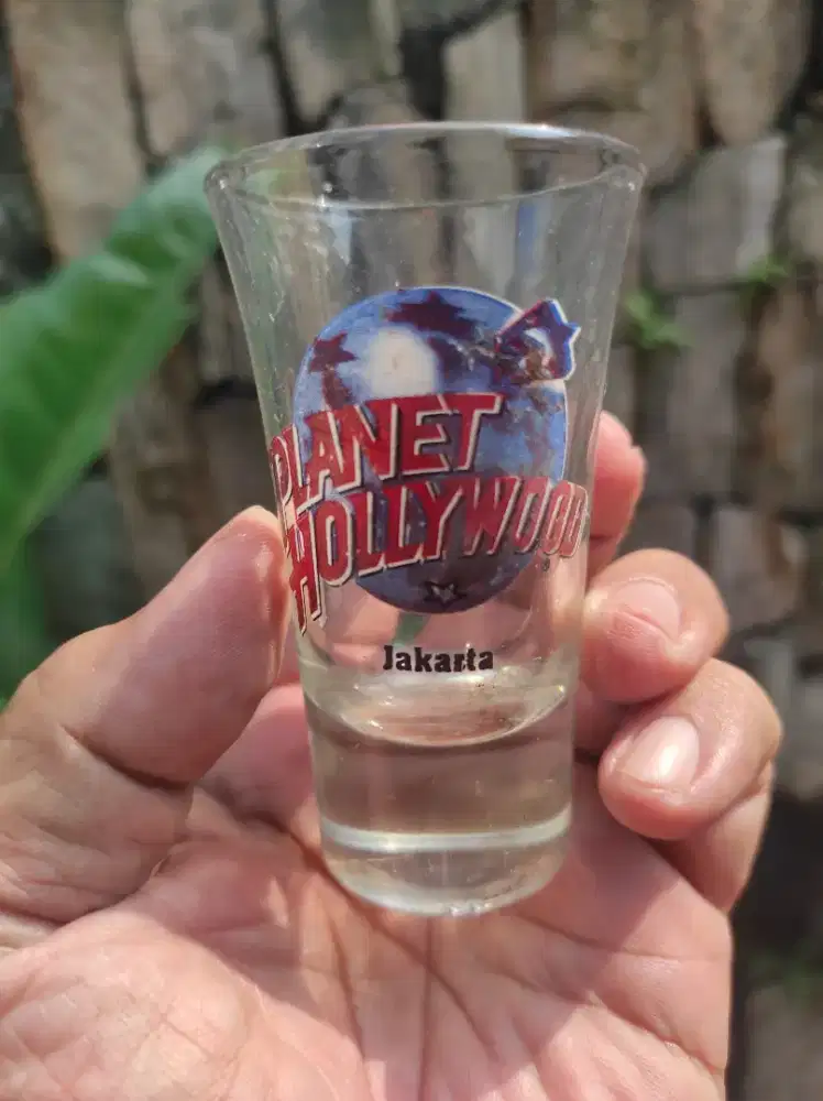 Gelas anak gelas sloki shooter glass planet Hollywood Jakarta langka