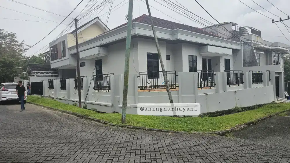 Dijual Rumah Besar“Posi2 hook,siap huni,5 mnt ke mall.”Balikpapan Baru