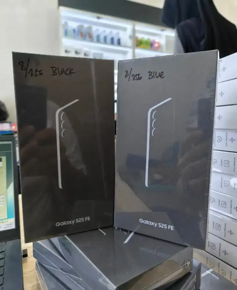 SAMSUNG GALAXY S25FE 5G RAM 8/256 DAN 8/512
