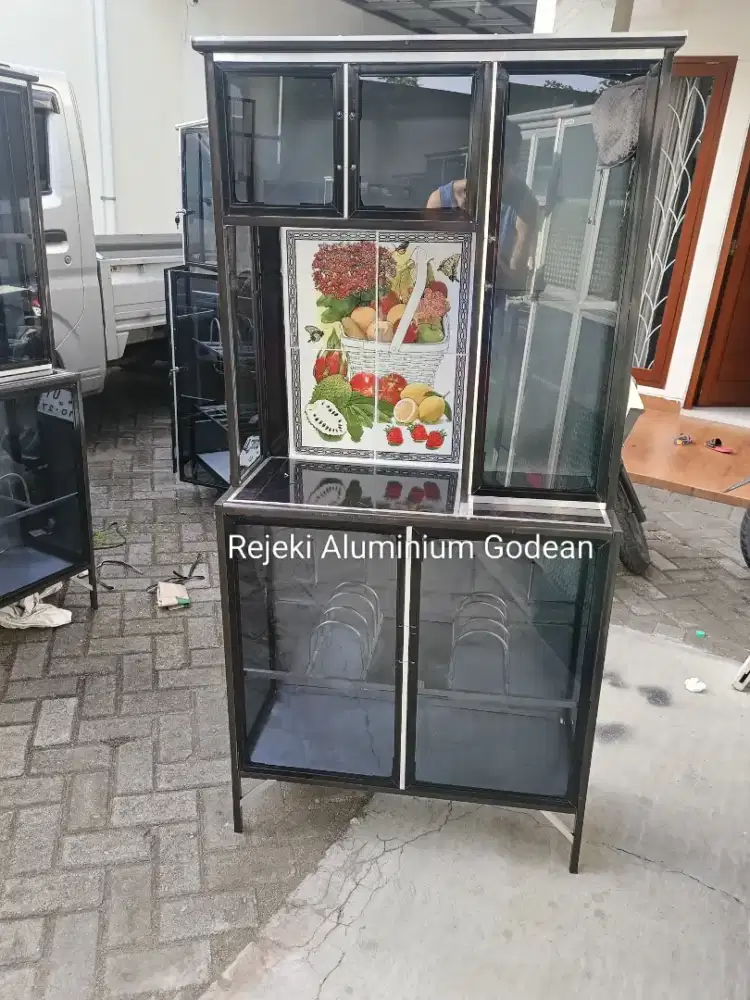 Rak piring 5 pintu hitam