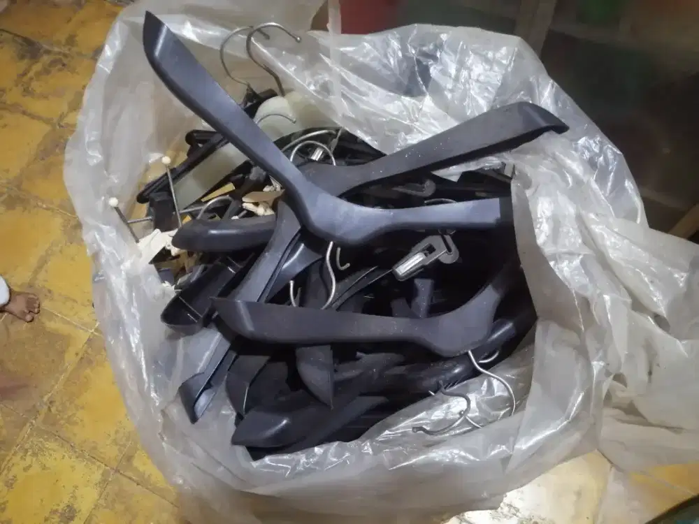 Bonus Hanger Baju. Stand Pakaian