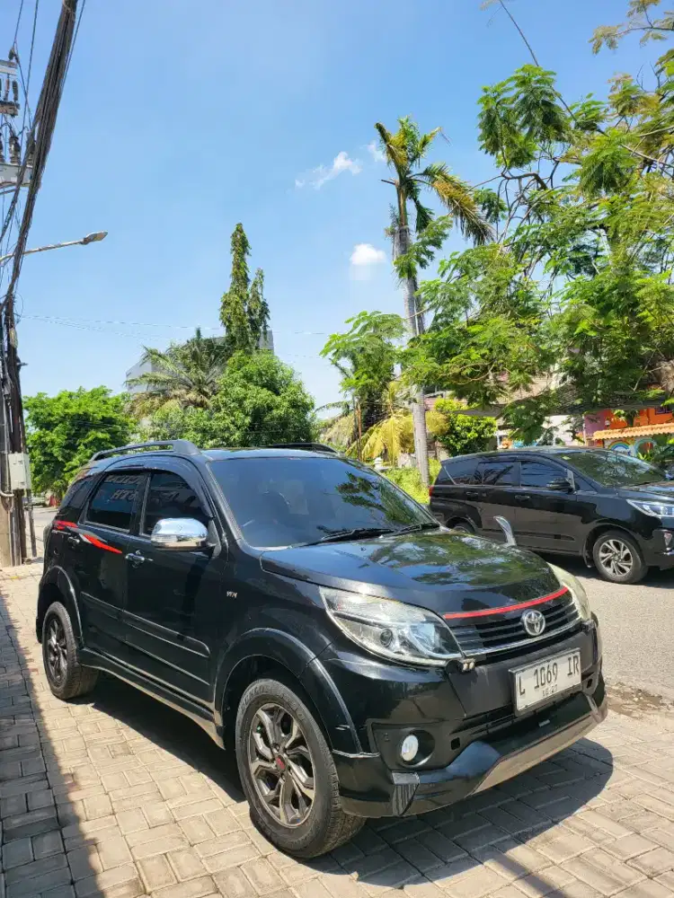 [Gress Mobil Kutisari]Rush S TRD Sportivo Ultimo Manual 2017