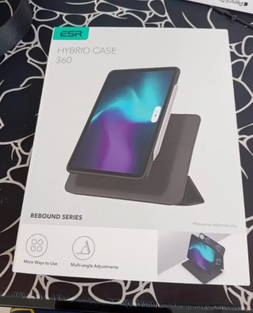 Apple ipad pro 11 m4 esr hybrid case like new