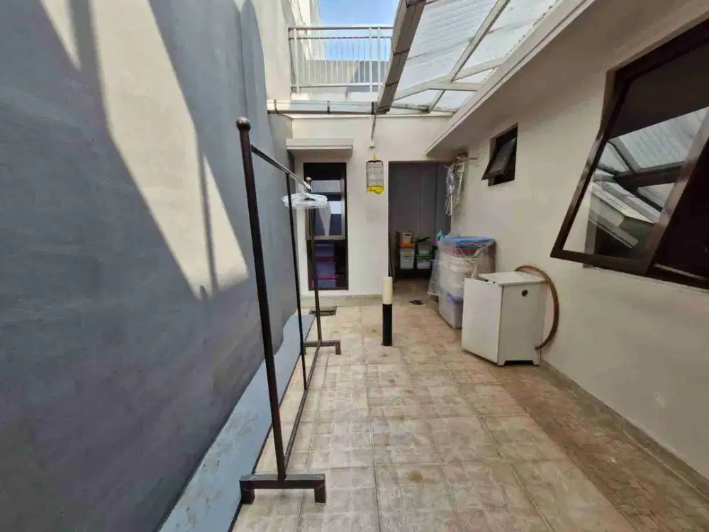 RUMAH EMINENT PRESTIGIA BSD 8X15 DEKAT AEON MALL