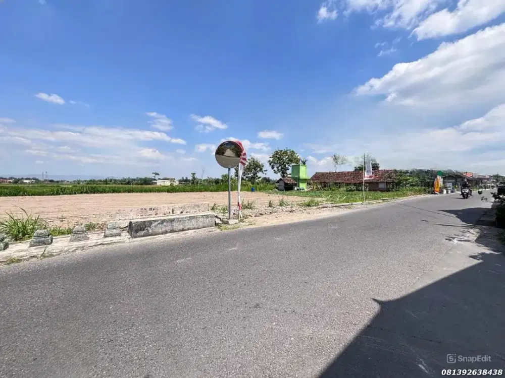 Dekat Tol Maguwoharjo, Tanah Tepi Jalan Besar Sambiroto Purwomartani