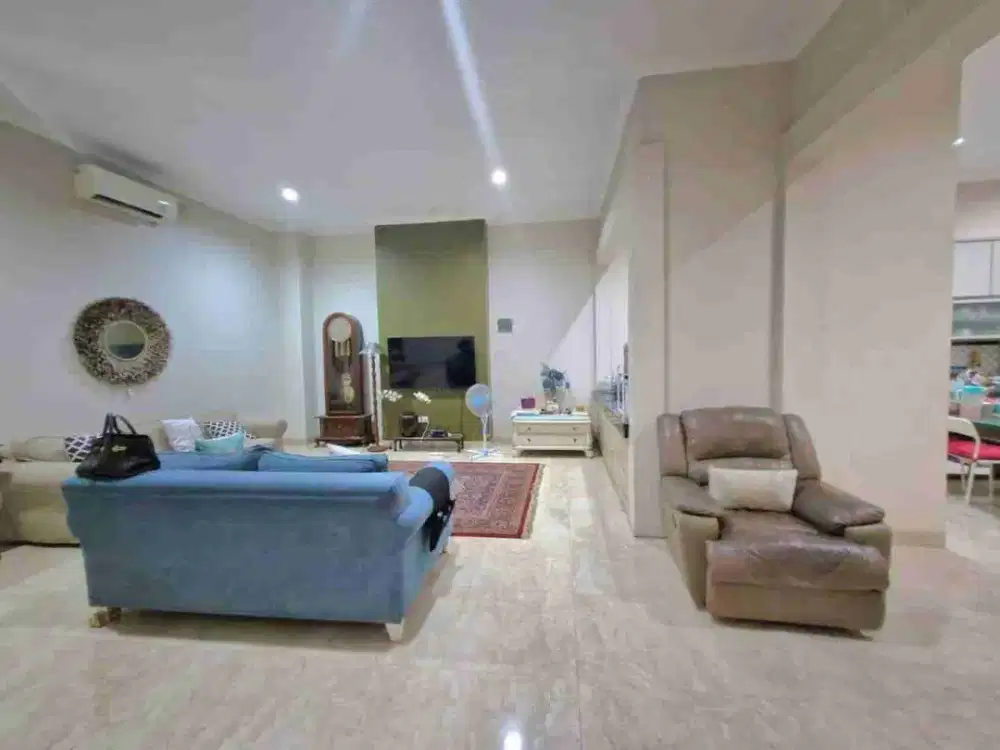 Jual rumah bagus di Perumahan Permata Timur 1 Pondok kelapa