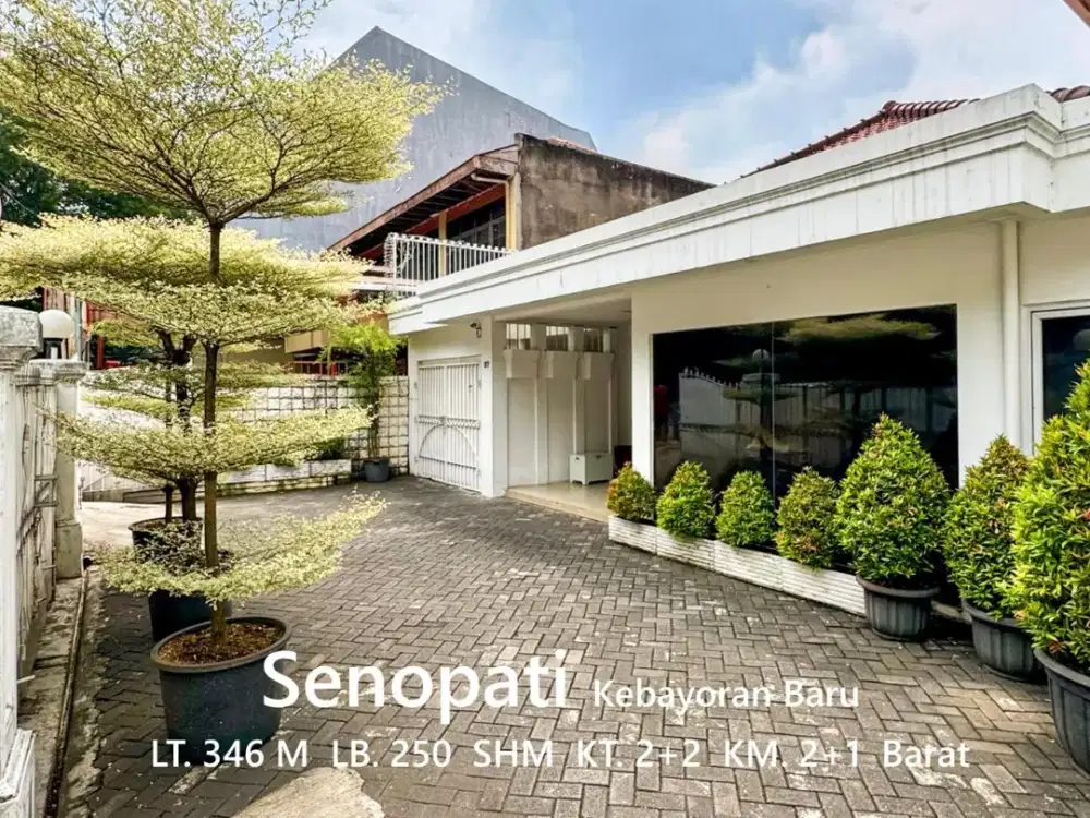 Cocok untuk Klinik atau Kantor..Rumah Komersial area Senopati, Kebayoran Baru