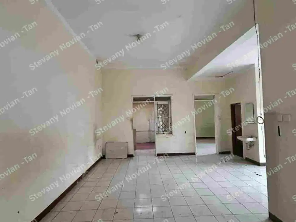 DIJUAL RUMAH HOOK LEMBAH HIJAU LIPPO CIKARANG