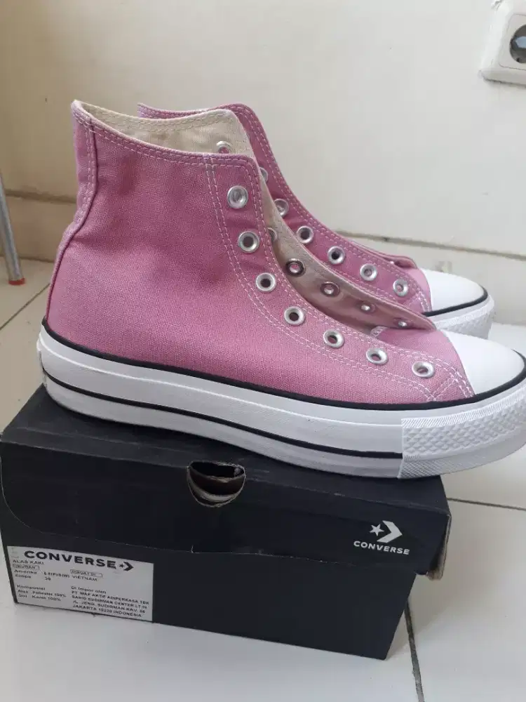 Jual sepatu coverse wanita