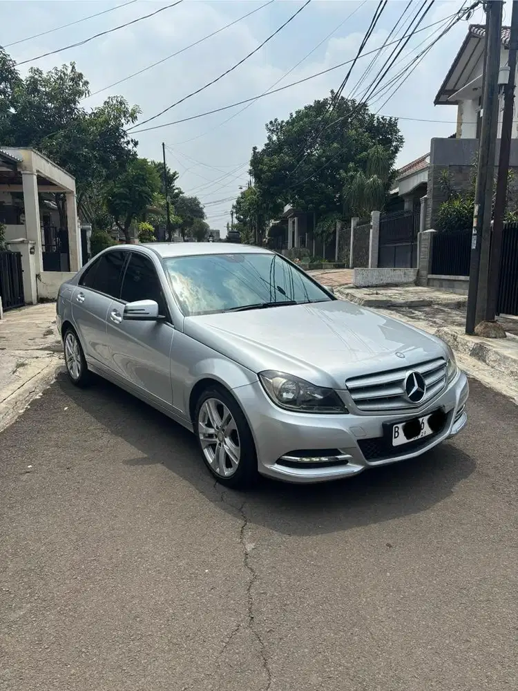 Mercedes-Benz C200 2013 Bensin