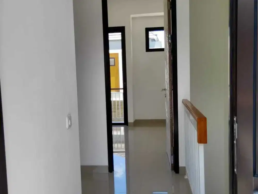 Rumah 2 Lantai Siap Huni di Pamulang