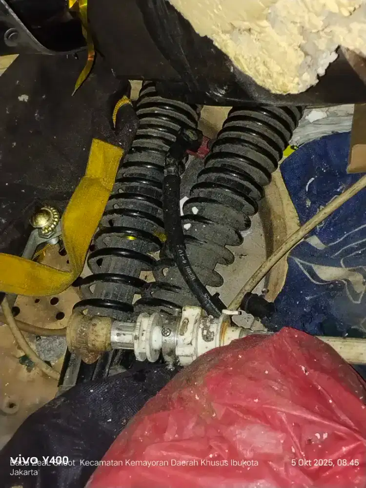 Shock belakang original pcx160 masih normal minus kotor