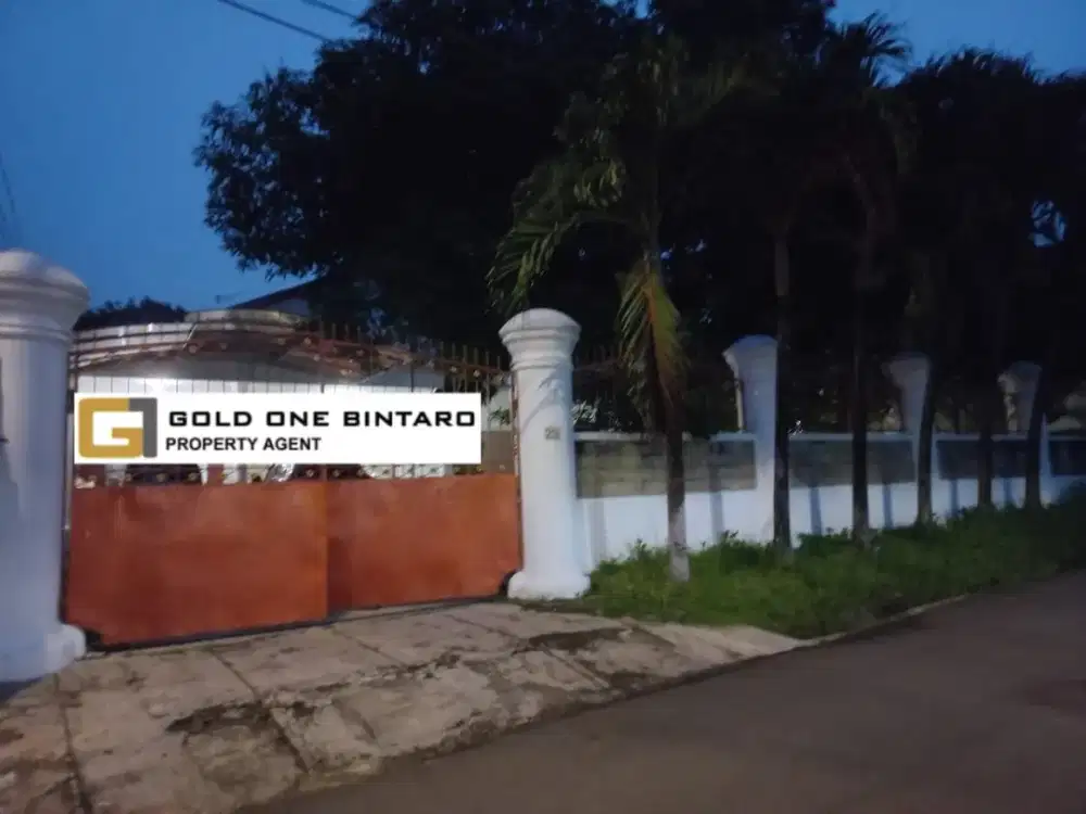 Dijual Rumah dengan halaman luas di ulujami cipulir jaksel