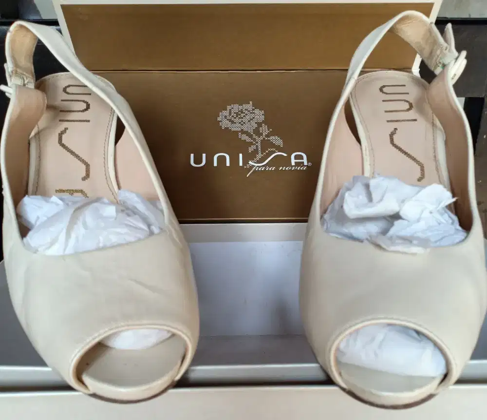 Sepatu Wanita UNISA Ori Spain