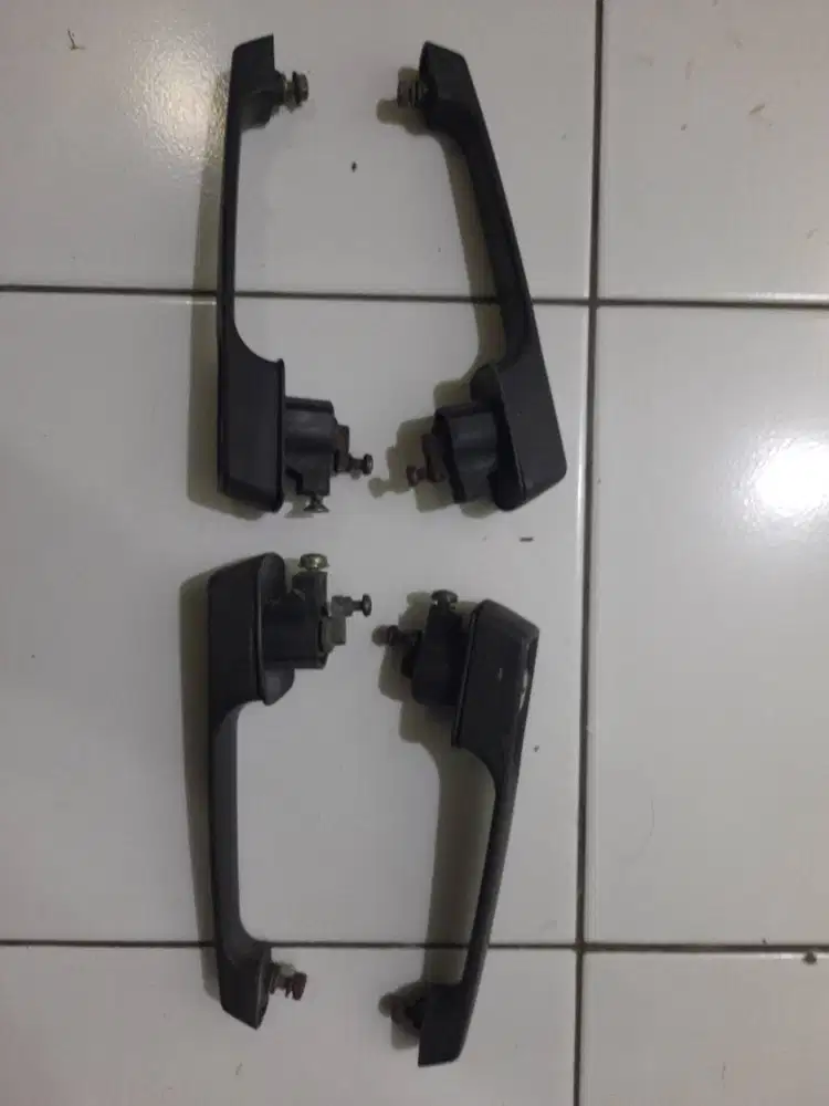 Handle Pintu Luar mercedes G class 280GE / W460