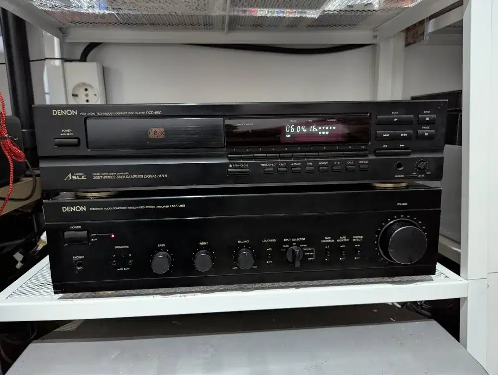 Paket Denon PMA-360 Amplifier & Denon DCD-690 CD Player