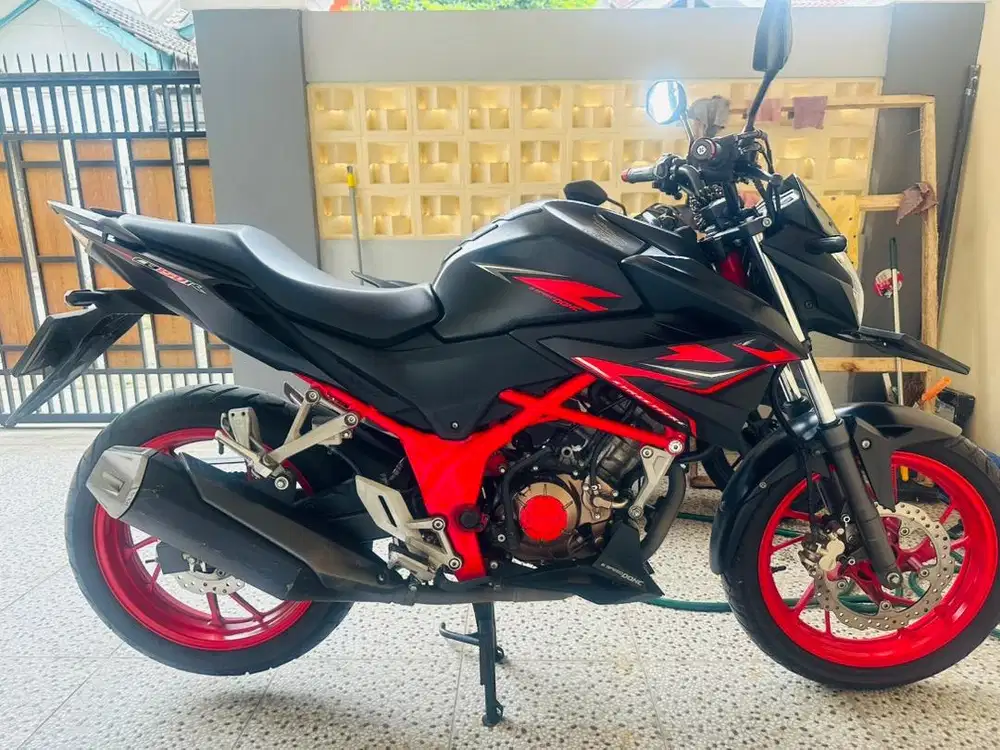 Dijual Honda CB 150R