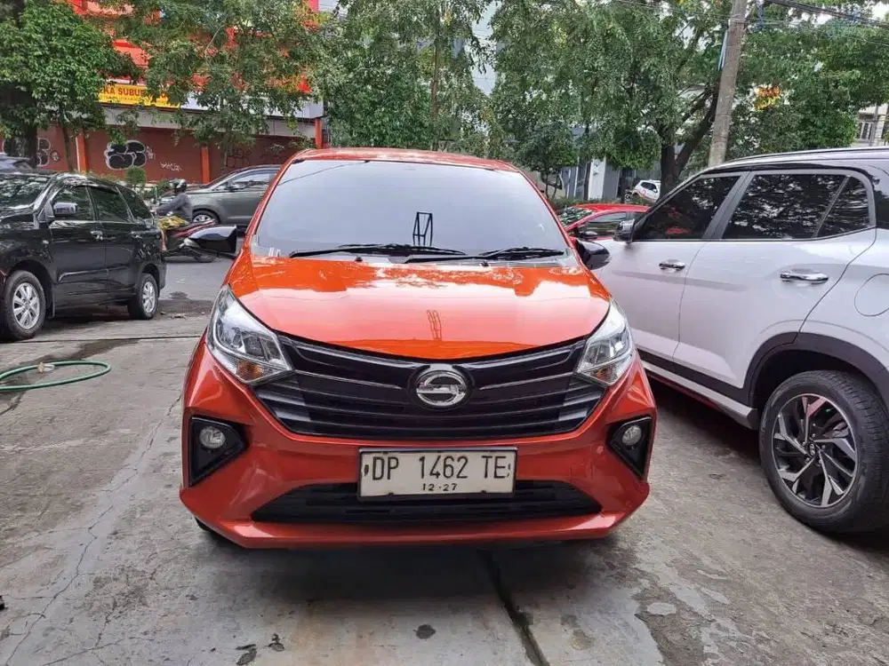 Sigra New 1.2cc R DLX AT 2022 / 2023 99,99%Baru LimitedEd Orangemet