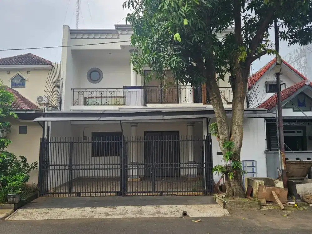 Rumah 2 Lantai di Graha Raya Anggrek Loka, Hanya 10 Menit ke Tol Kunciran