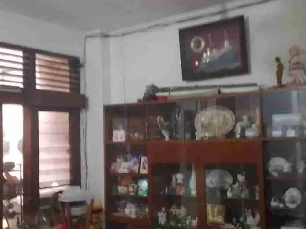 Di Jual Rumah di Kompleks Kebon Torong