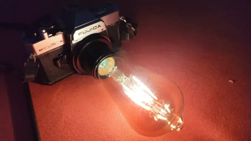 Kamera Jadul Lampu Antik Dekorasi Restoran Resto Cafe Vintage Pajangan