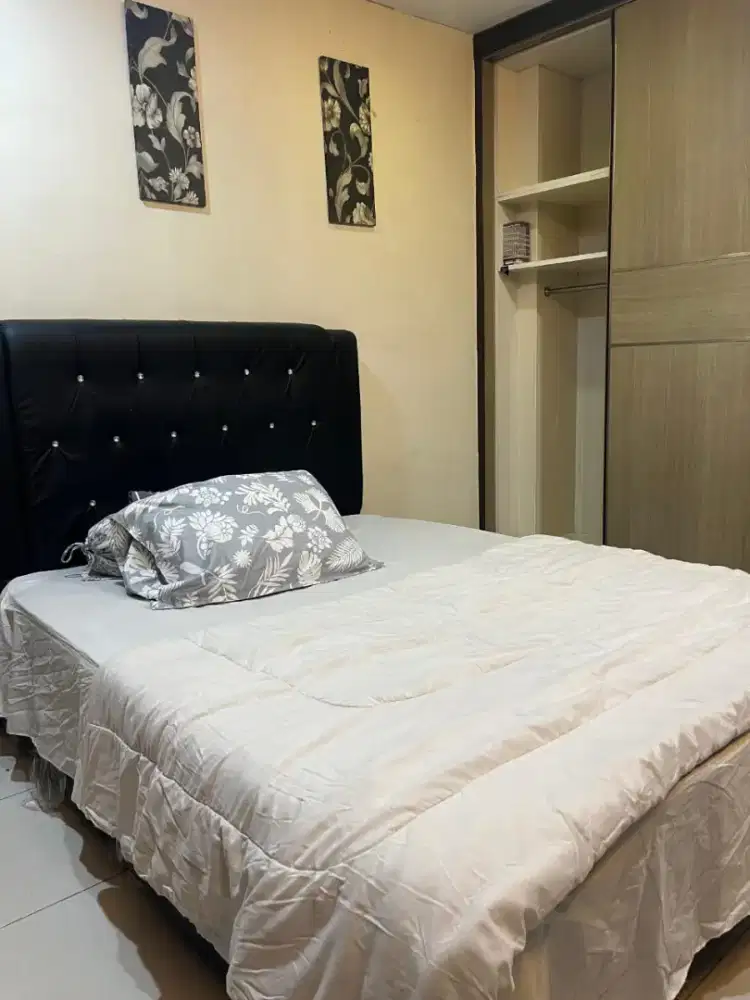 Sewa murah apartemen sky garden