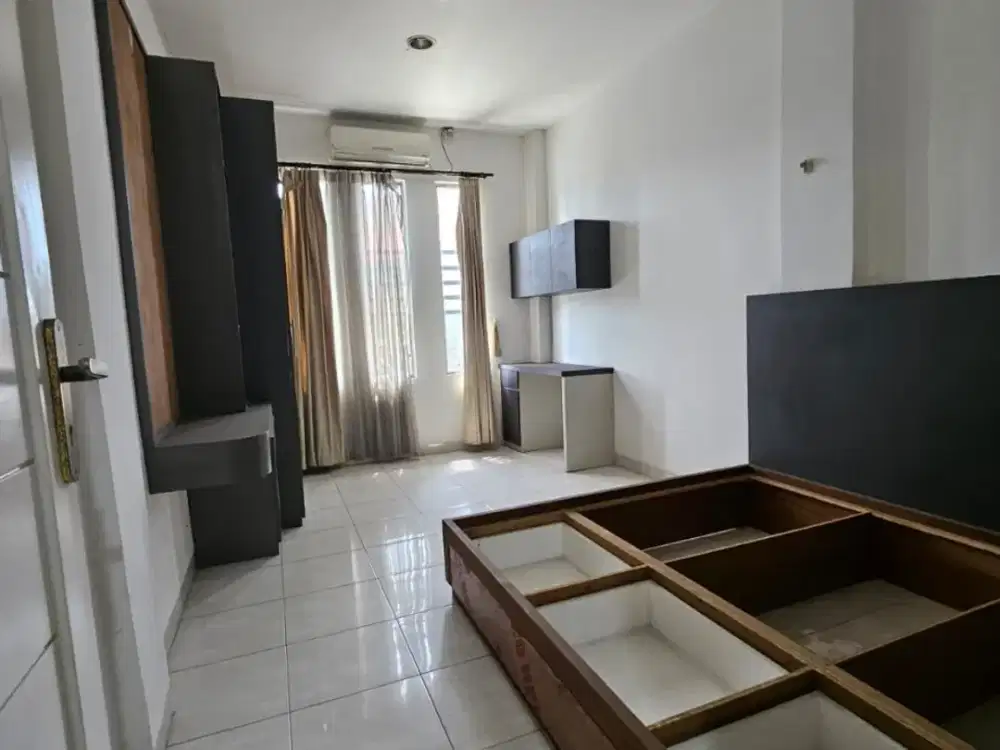 Dijual Rumah Rapih Siap Huni di Cluster Modernland Tangerang