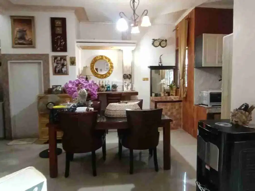 Dijual Murah
Rumah Karawaci Residence
Tangerang