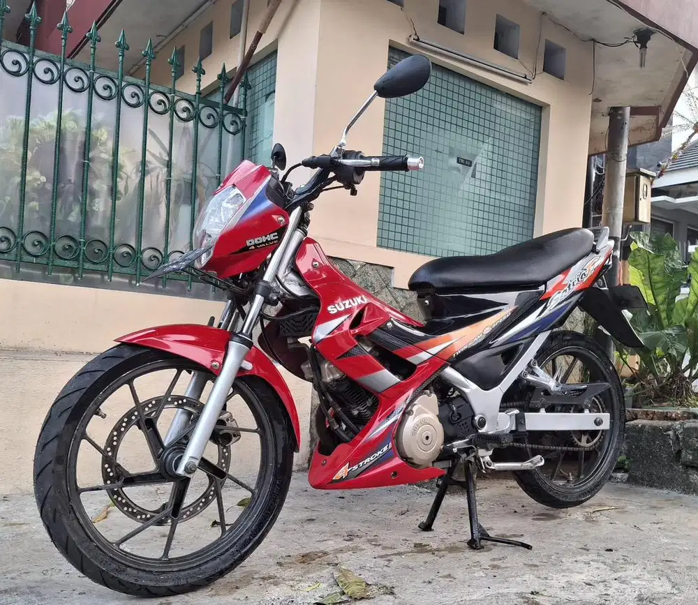 Jual satria cbu 2005 orisinil
