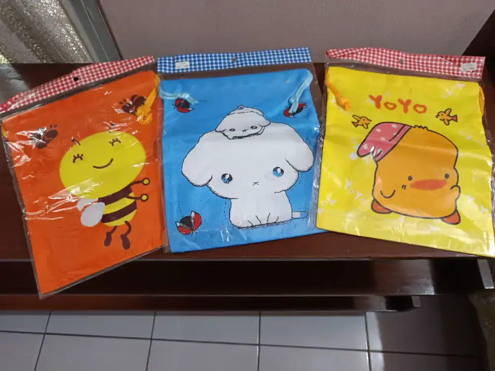 Tas serot untuk barang2 kecil