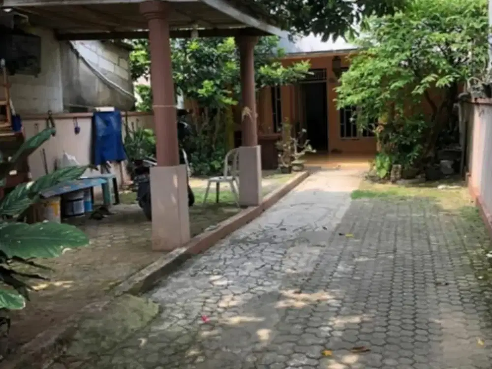 DiJual Rumah Murah Tanah Luas Jalan Karyawan Karang Tengah Kota Tangerang