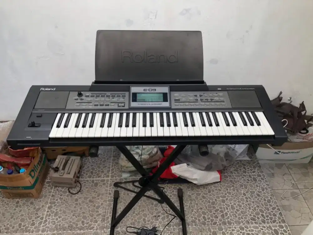(Second) Roland E09 Interactive Arrangement
