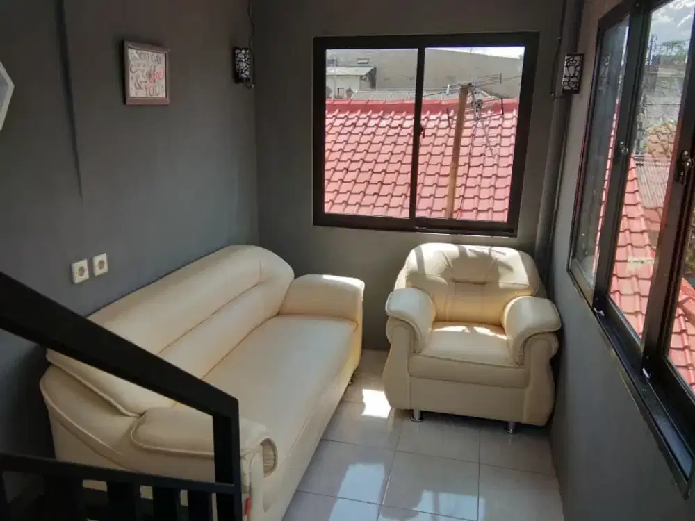 Rumah Kos Kos an Aktif di Mampang Prapatan , Jakarta Selatan