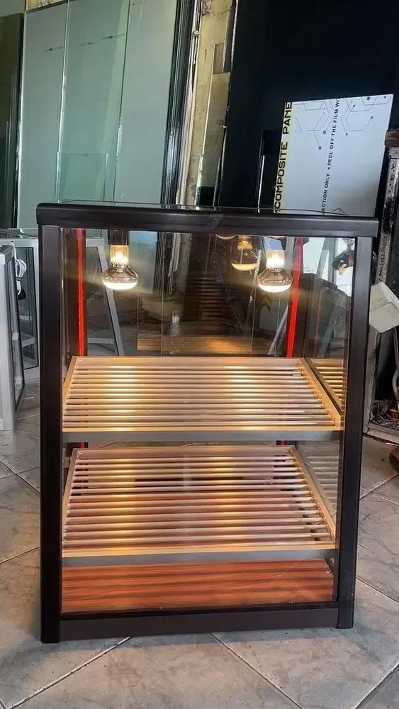 DIJUAL ETALASE AYAM GORENG