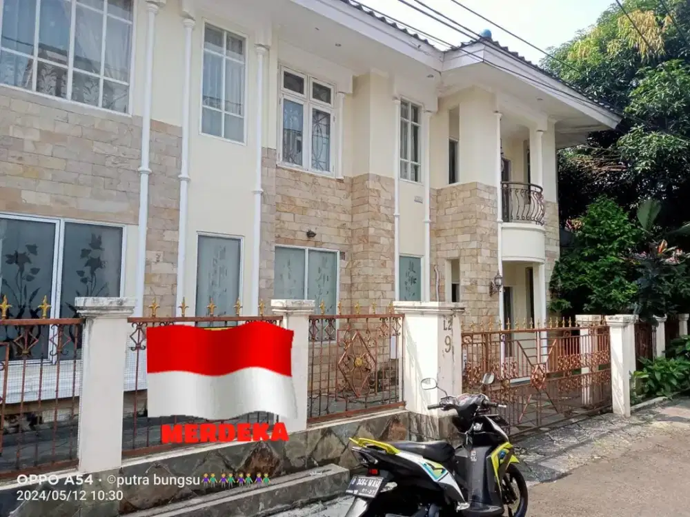dijual rumah di Komplek Pertamina (WR Supratman),pondok ranji Kecamatan Ciputat Timur Tanggerang Selatan.