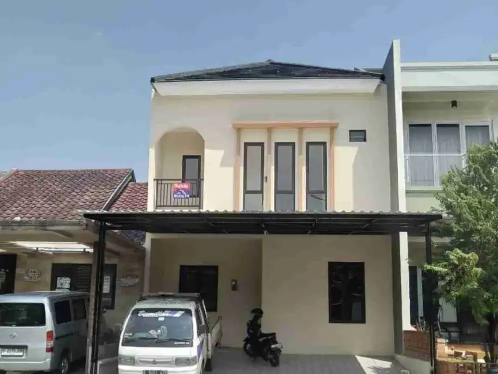 Dijual murah  rumah di Alam Sutera  baru renovasi