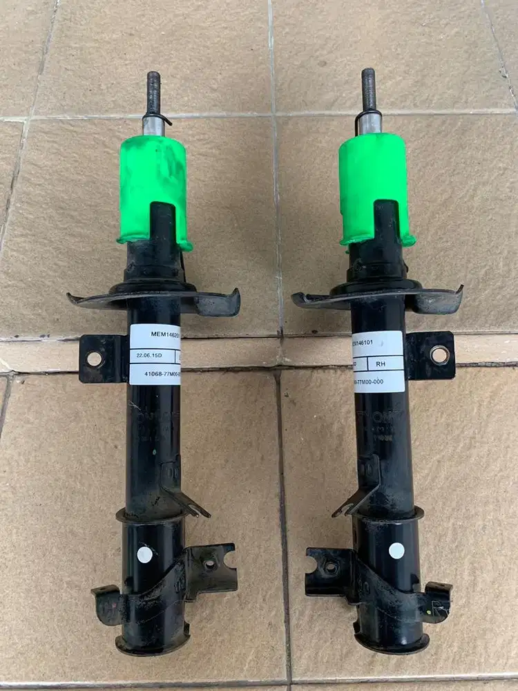 Shockbreaker original Ertiga lama