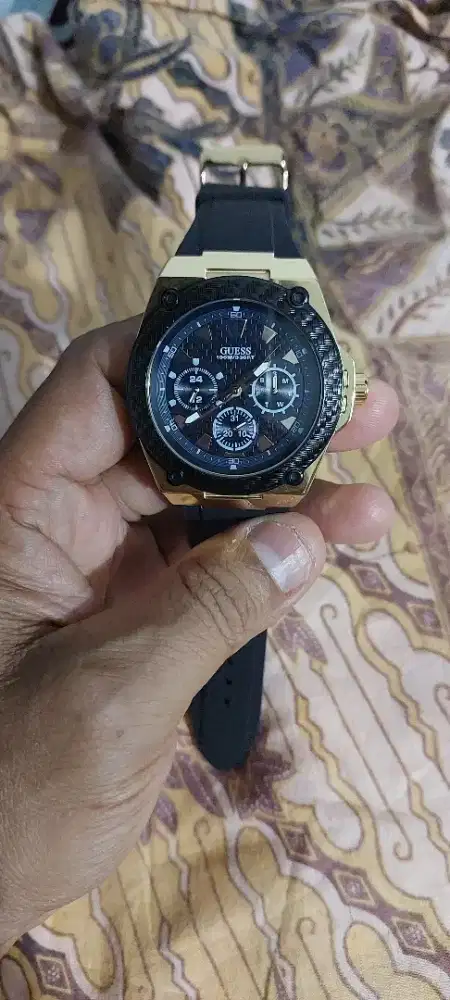 Guess Legacy W1049G5