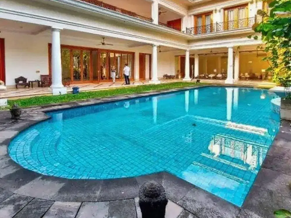 LXMMT 0126 Dijual Rumah Mewah Furnished Dan Swimming Pool Di Area Senayan Jakarta Selatan