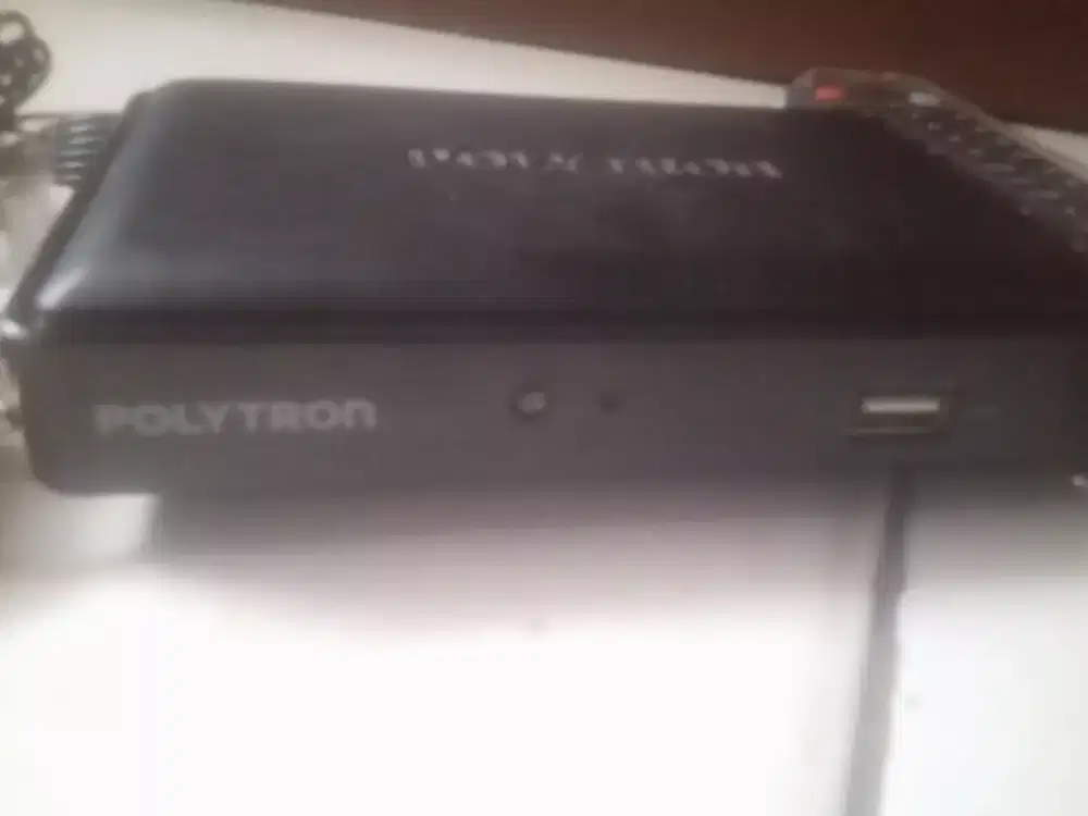 Set top box polytron normal siap tonton nego tipis