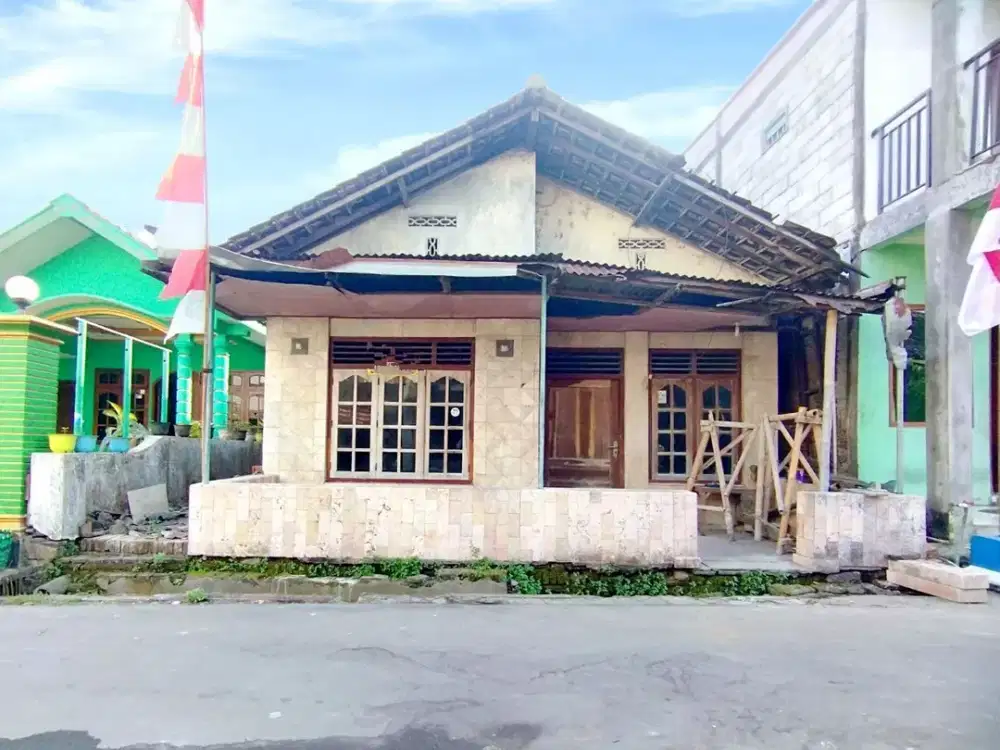 Rumah Hitung Tanah Saja Dekat Pasar Jaten dan J. Solo Karanganyar