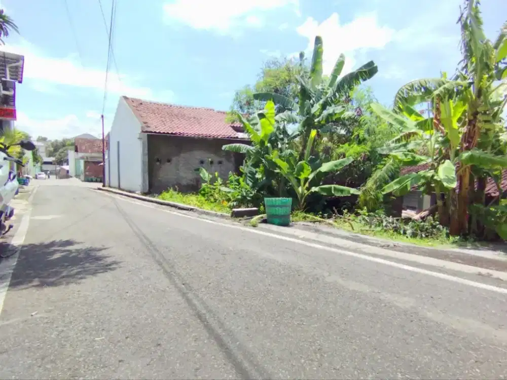 Tanah Strategis Di Mojosongo Dekat Jl. Sumpah Pemuda Jebres Surakarta