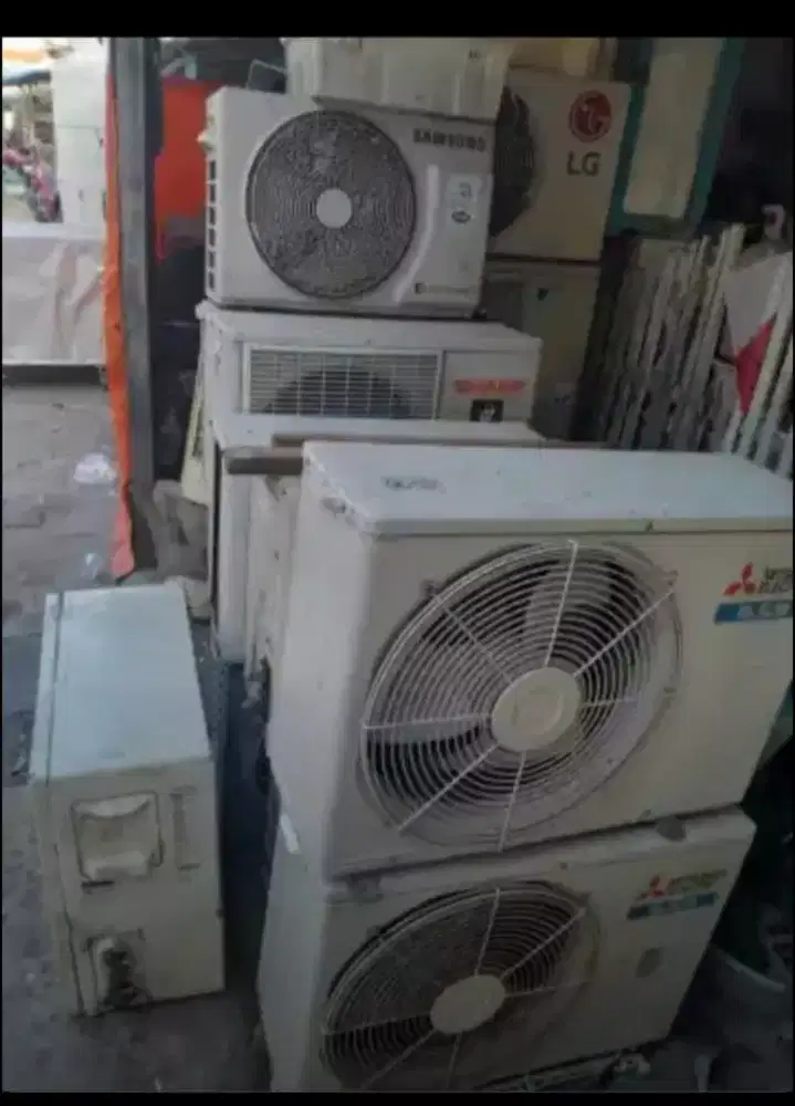 Penampungan AC bekas AC rusak segala jenis merk