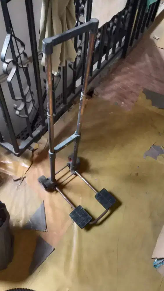 Trolly galon gas  troli koper