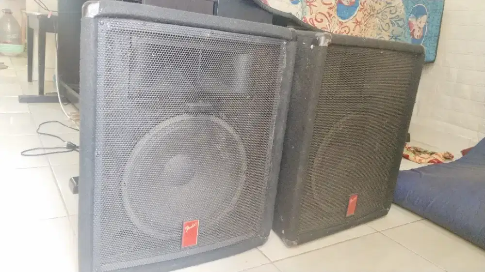 Dijual speaker pasif fender 112XP