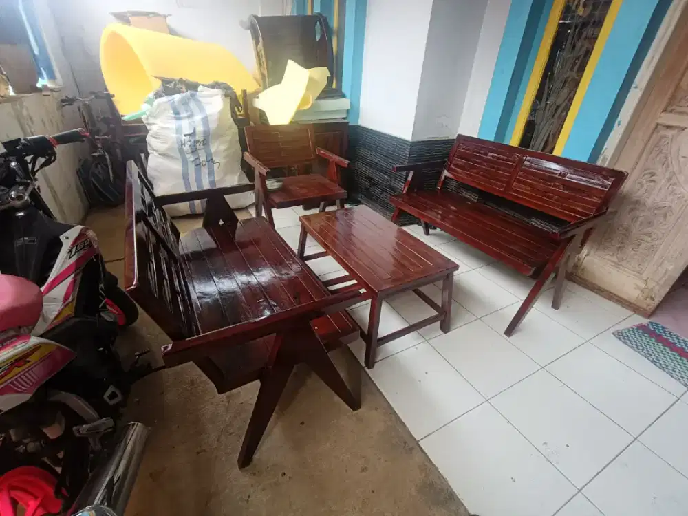 Kursi A bilik .221 +meja