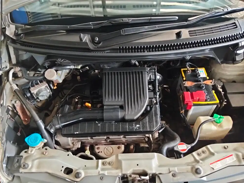 Suzuki Ertiga 2012 Bensin