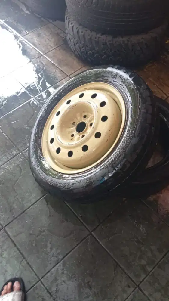 Velg serep temporary ring 17 pcd 5x114 + Ban 165/80r17