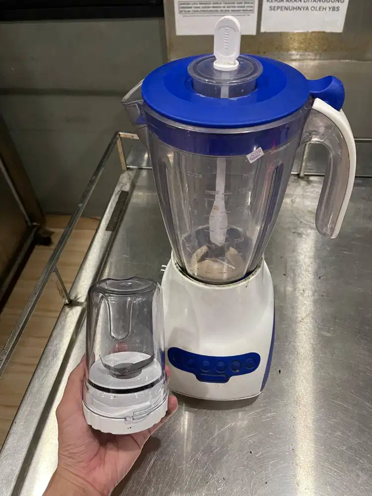 DIJUAL SET BLENDER PHILIPS DAN BLENDER MIYAKO (SIAP PAKAI!)