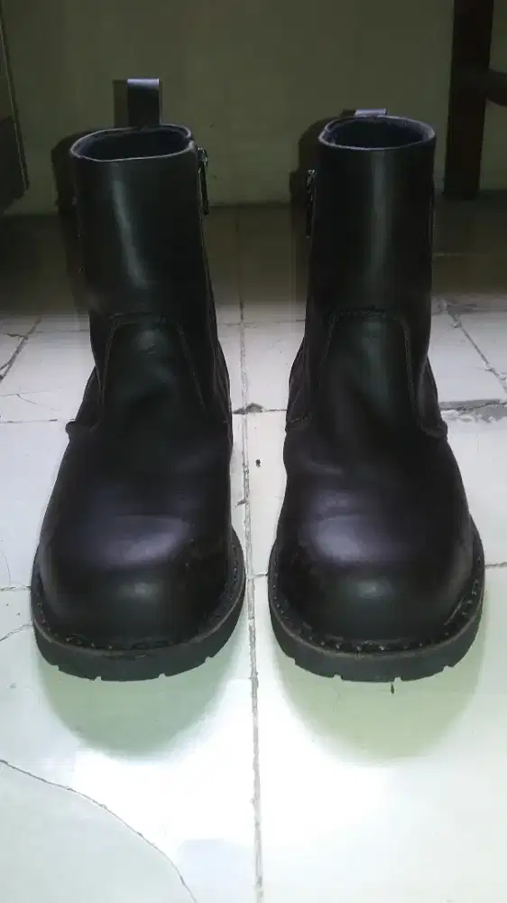 BLACK HAMMER SAFETY SHOES